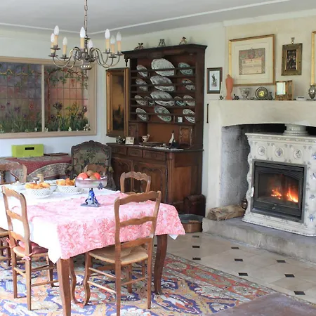 Chateau De Miguillaume 3*